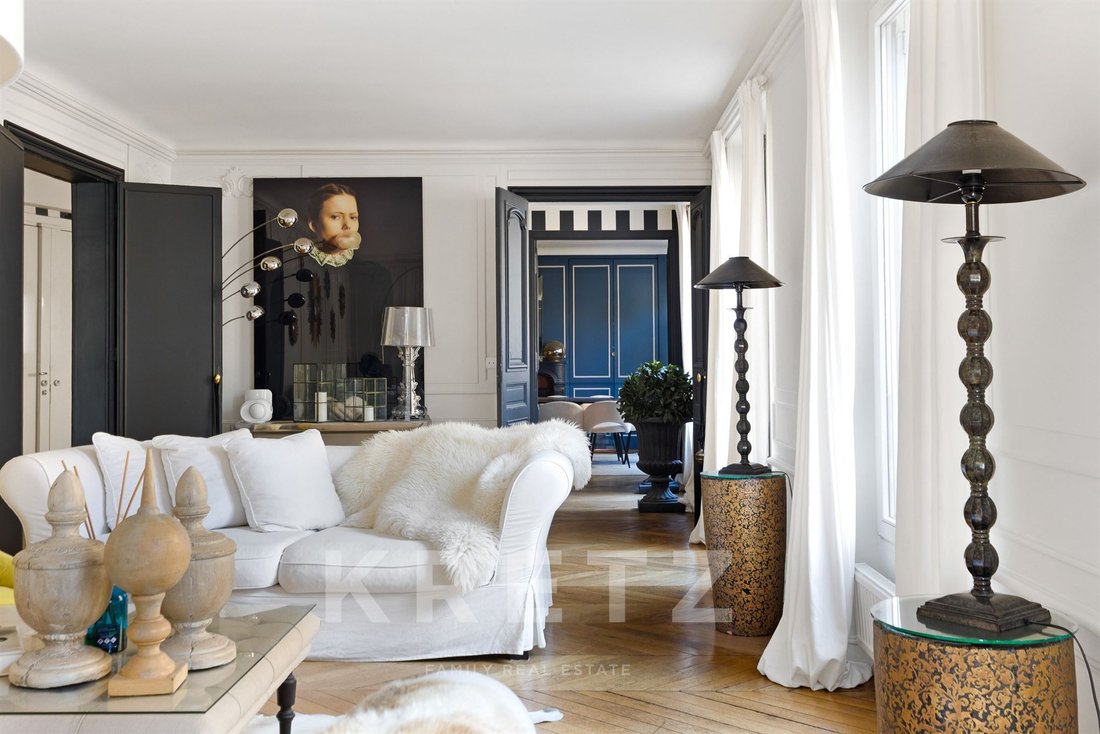 Apartment in Clichy-Trinité, Paris 9e Arrondissement, Paris 2 - 18868119