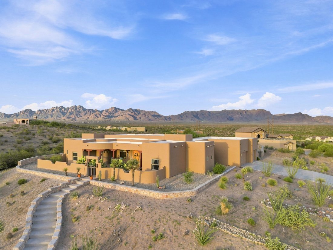House in Las Cruces, New Mexico, United States 5 - 18863529