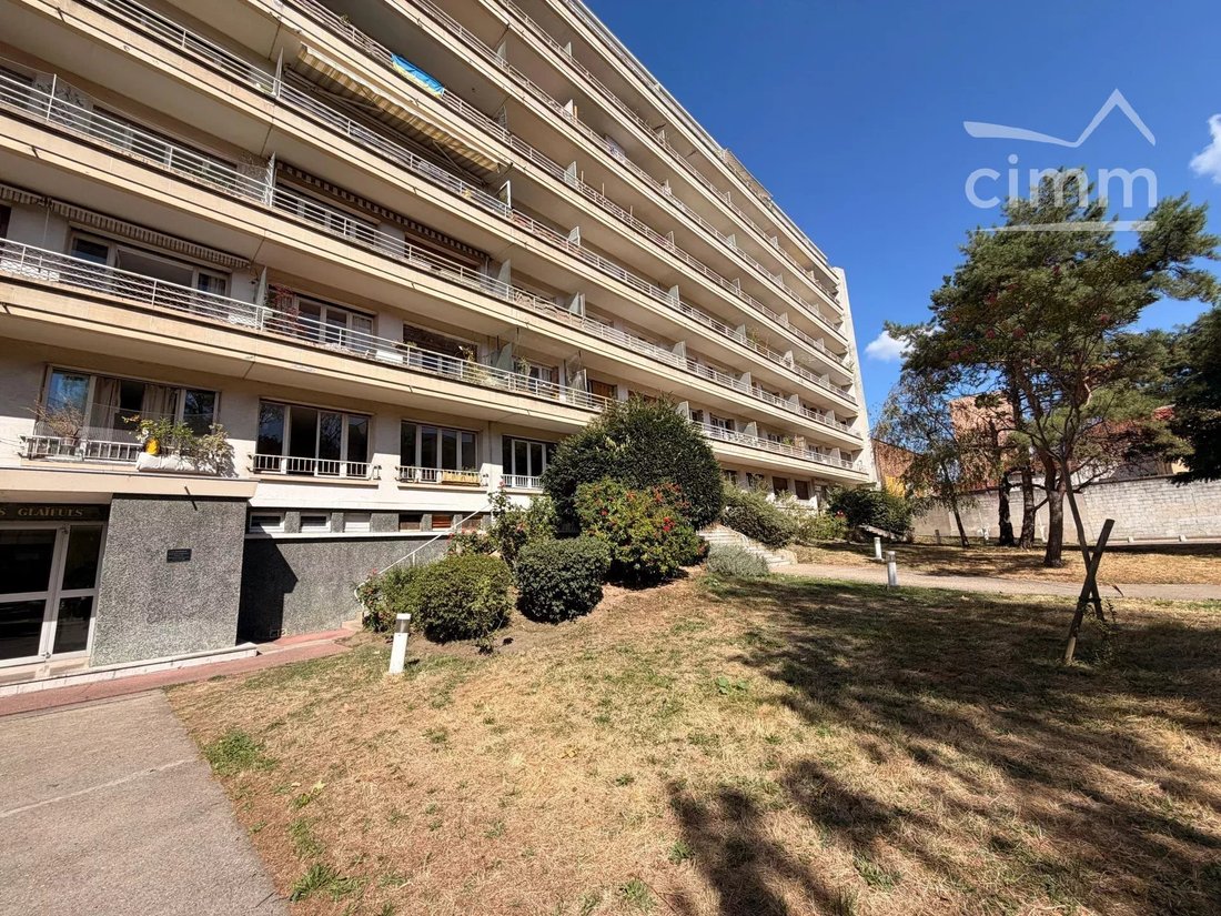 Apartamento en Distrito de Bobigny, Isla de Francia, Francia 1 - 18863778