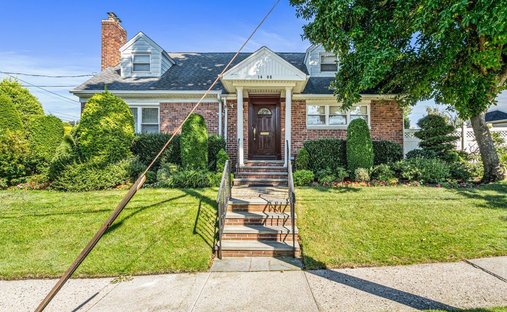 House in New York, New York, United States 1