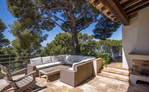 Villa in Le Faron-Fort-Rouge, Toulon, France 1
