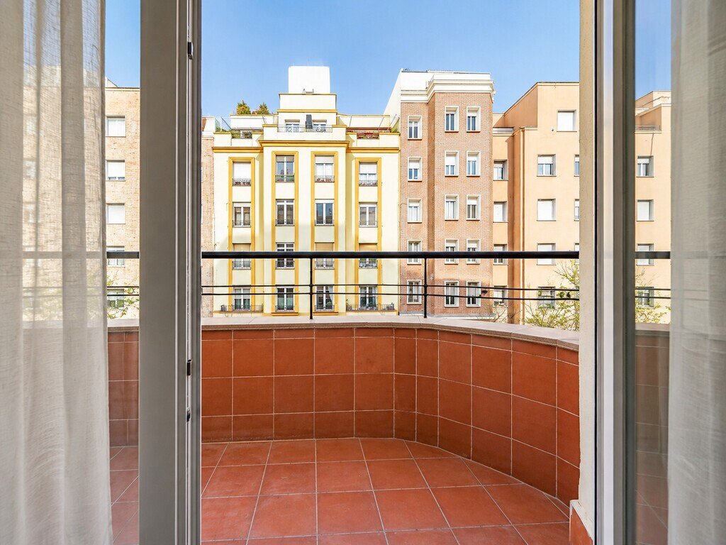 Apartment in Chamberi, Madrid, Spain 4 - 18867232