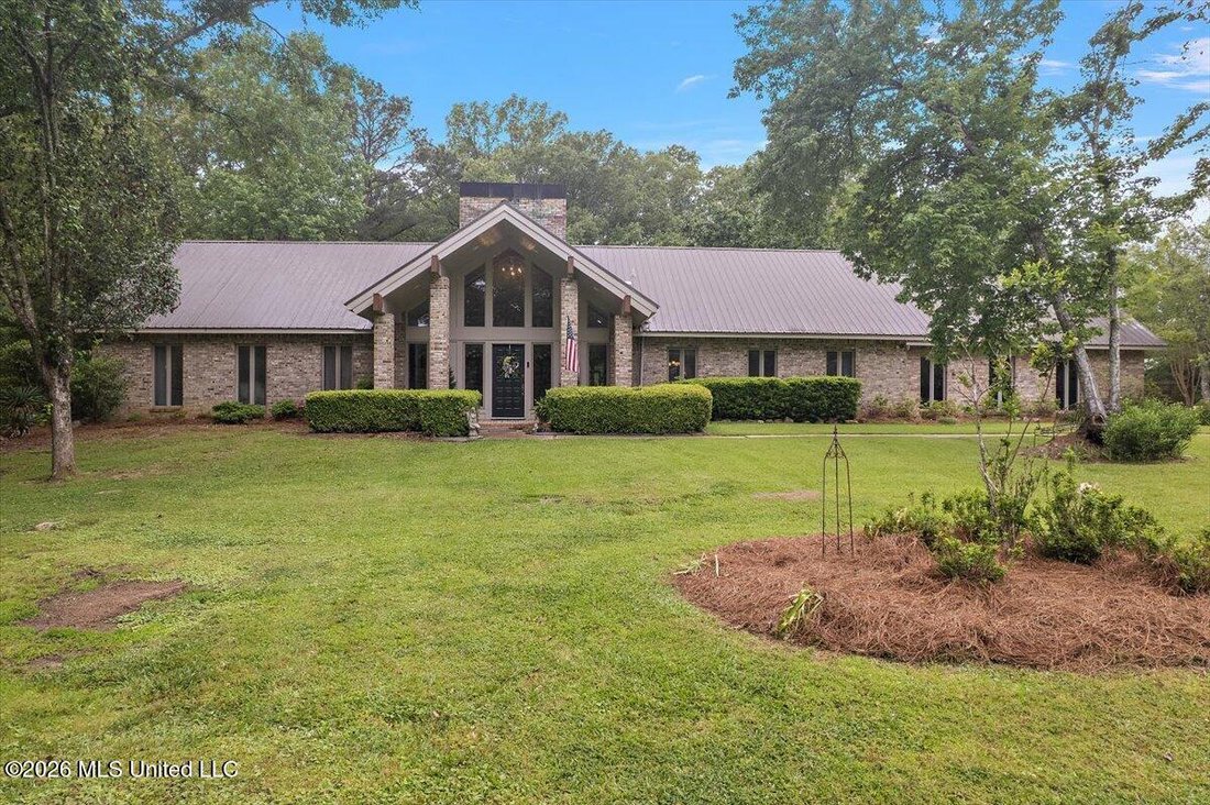 House in West, Mississippi, United States 2 - 18865042