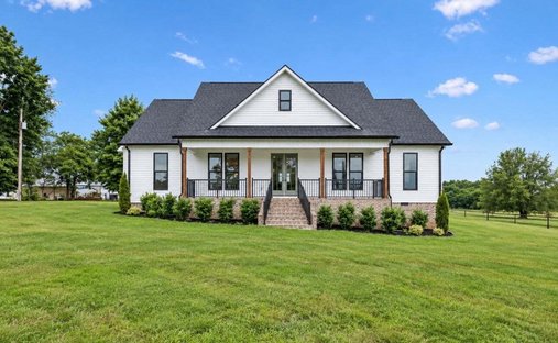 House in Castalian Springs, Tennessee, United States 1