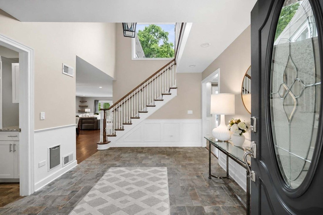 House in Winnetka, Illinois, United States 2 - 18866734
