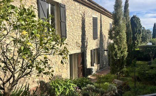Casa de Campo en Trans-en-Provence, Provenza-Alpes-Costa Azul, Francia 1