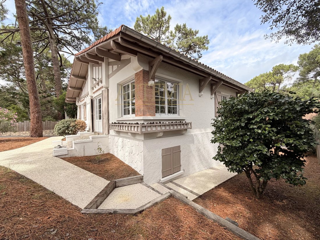 House in Le Moulleau-Les Abatilles, Arcachon, France 2 - 18863490