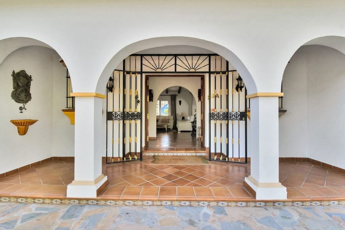 Villa a San Pedro de Alcántara, Andalusia, Spagna 2 - 18867918