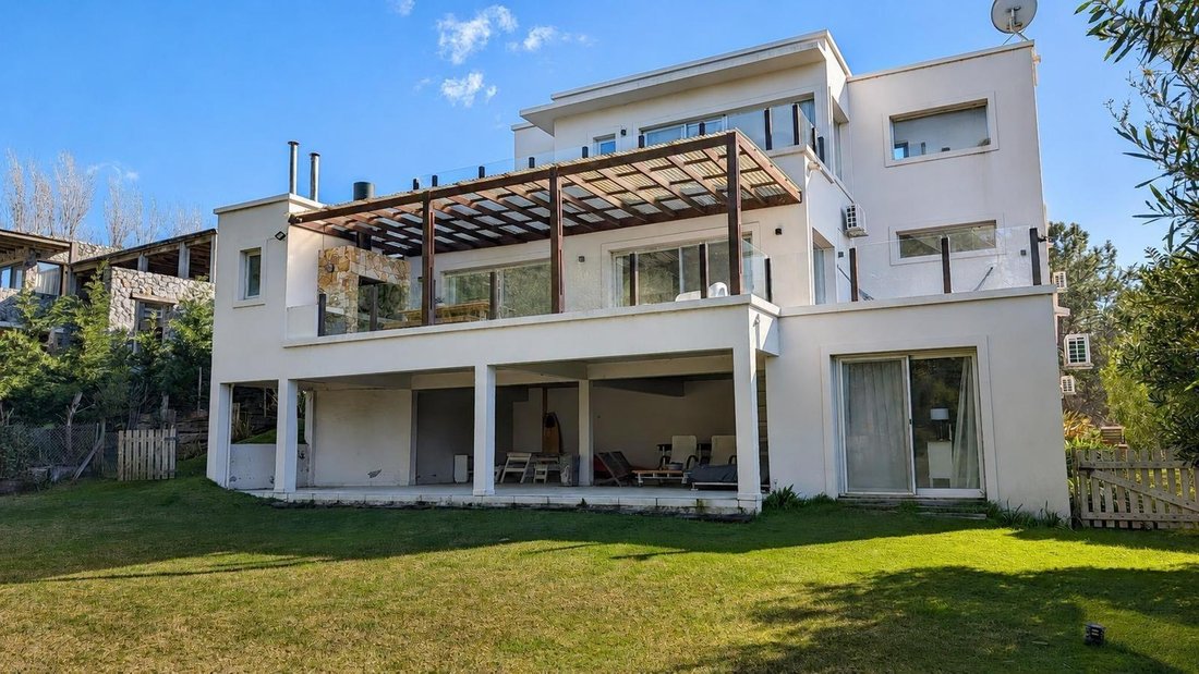 House in Pinamar, Buenos Aires Province, Argentina 2 - 18864638