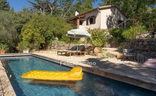 House in Saint-Vallier-de-Thiey, Provence-Alpes-Côte d'Azur, France 1