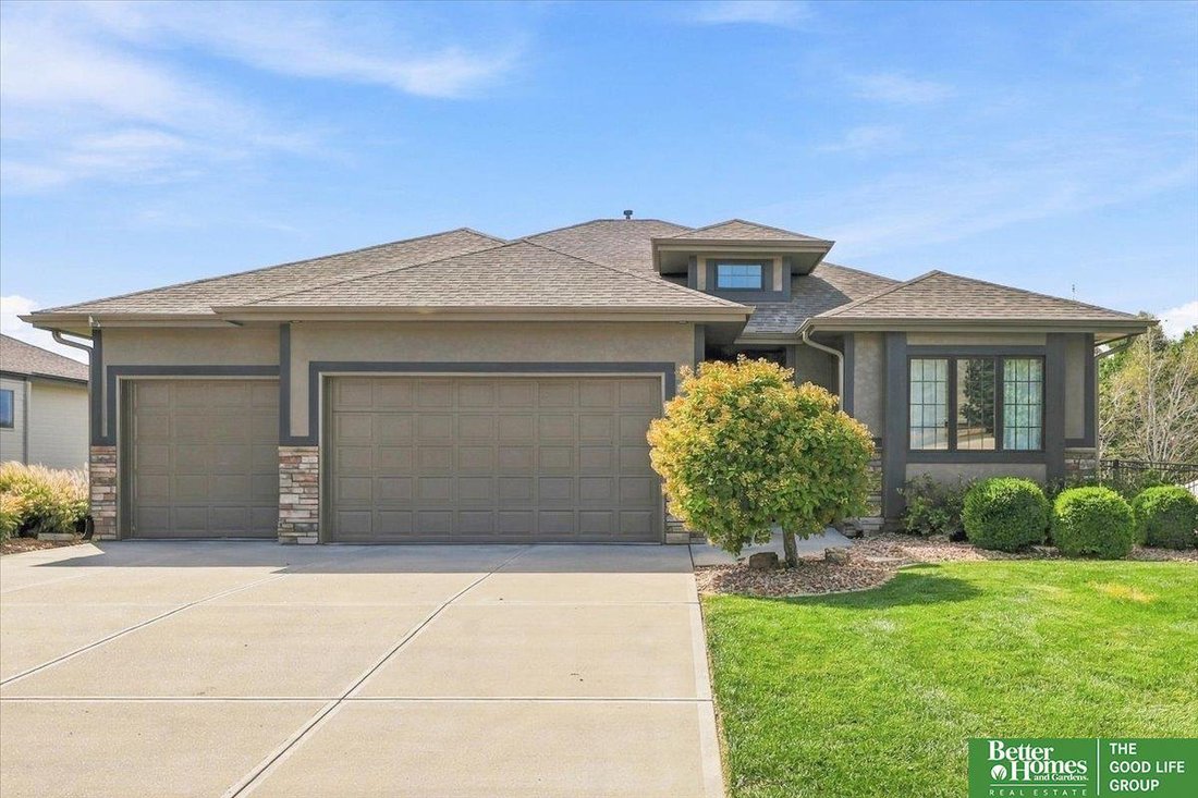 House in Papillion, Nebraska, United States 1 - 18867601