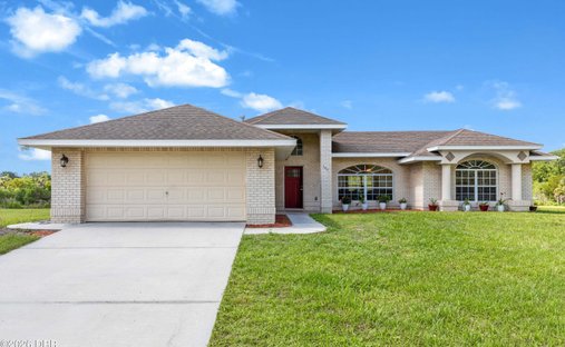 House in Osteen, Florida, United States 1