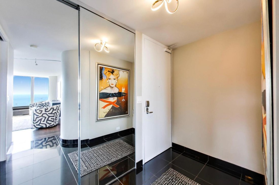 Condo in Chicago, Illinois, United States 5 - 18860082