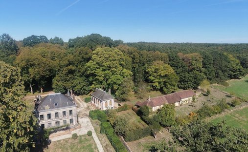 Domaine à Tourouvre, Tourouvre au Perche, France 1