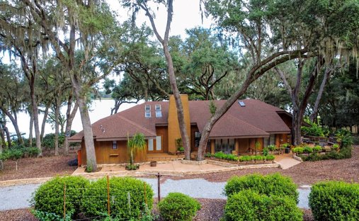 House in Melrose, Florida, United States 1