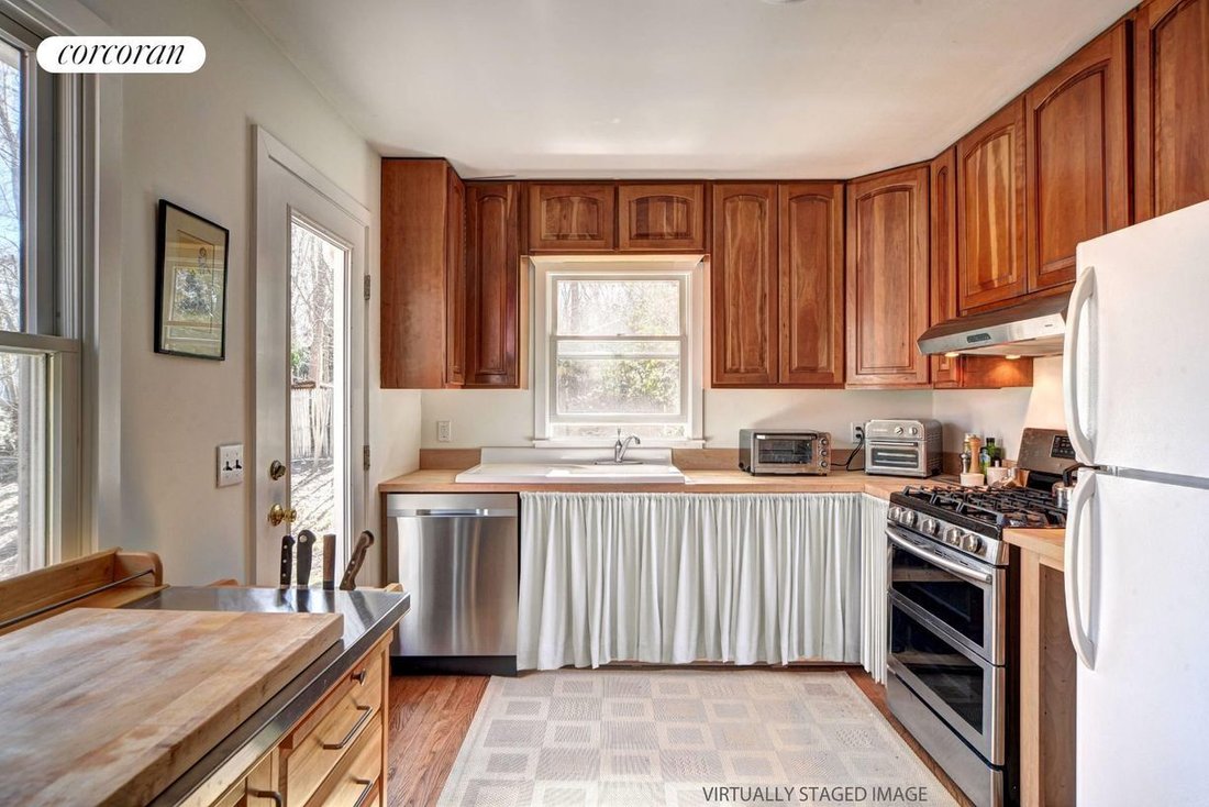 House in Sag Harbor, New York, United States 5 - 18864939