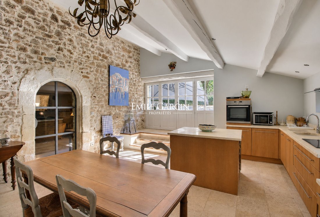 Villa in Uzès, Okzitanien, Frankreich 4 - 18864379