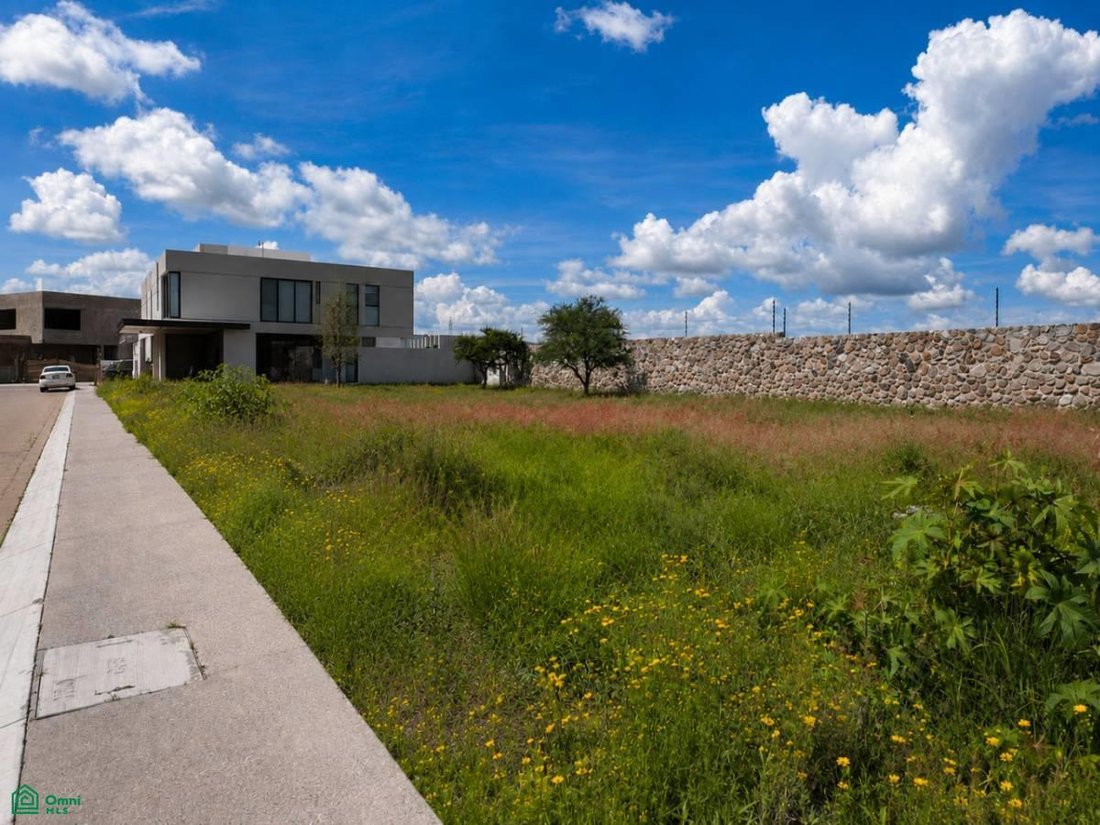 Land in Santiago de Querétaro, Querétaro, Mexico 2 - 18554959