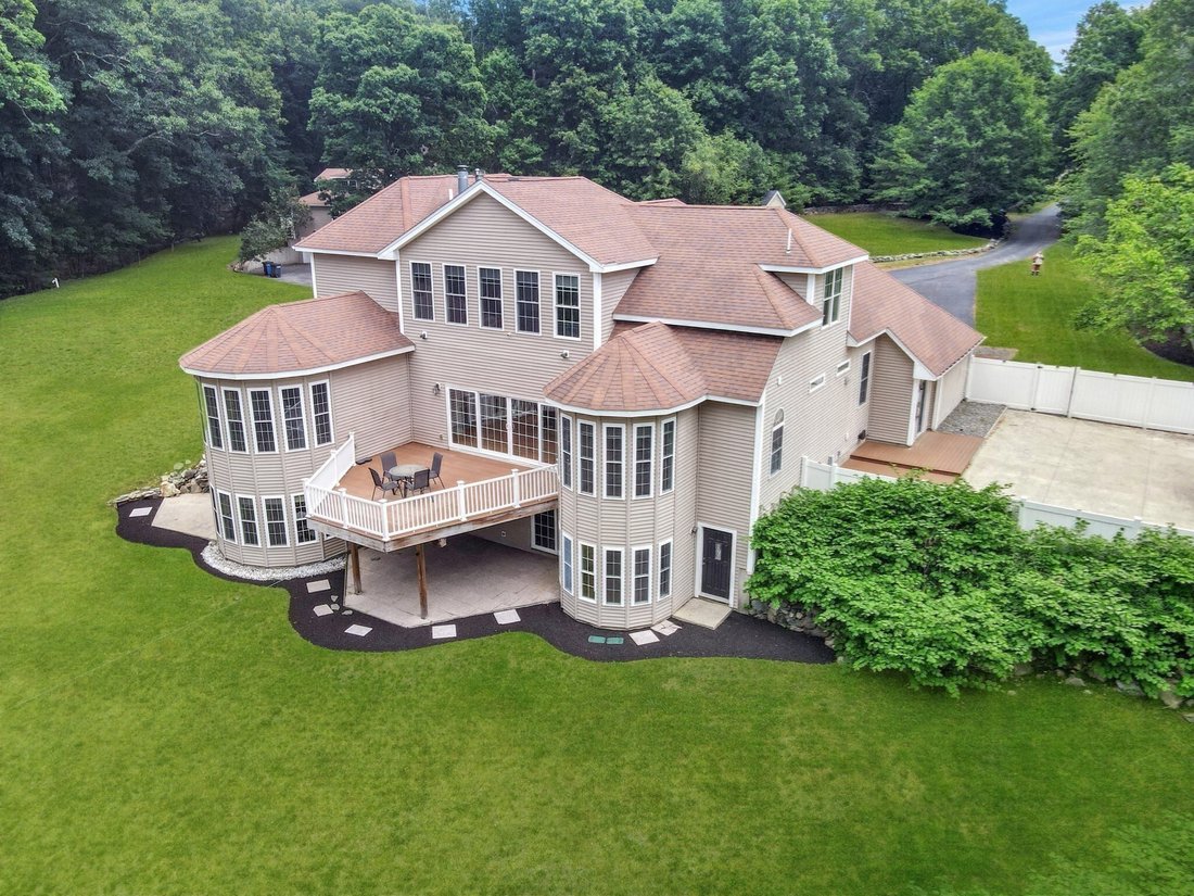 House in North Reading, Massachusetts, United States 4 - 18468952