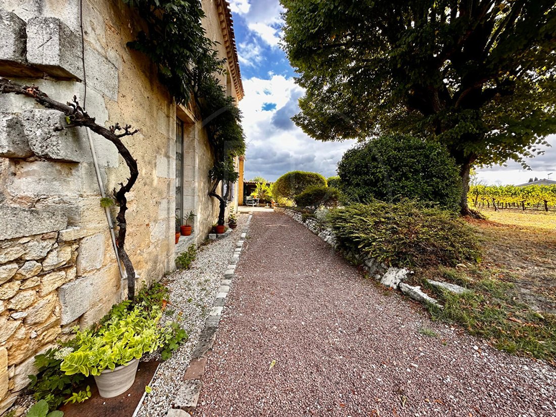 Villa a Creon, Nuova Aquitania, Francia 3 - 18863928
