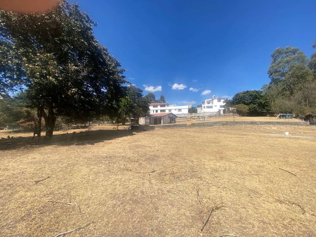 Terreno a Quito, Provincia del Pichincha, Ecuador 5 - 18866849