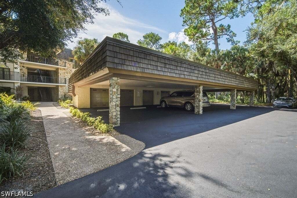 Eigentumswohnung in Naples, Florida, Vereinigte Staaten 2 - 18865642