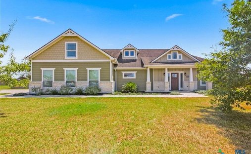 House in Inez, Texas, United States 1
