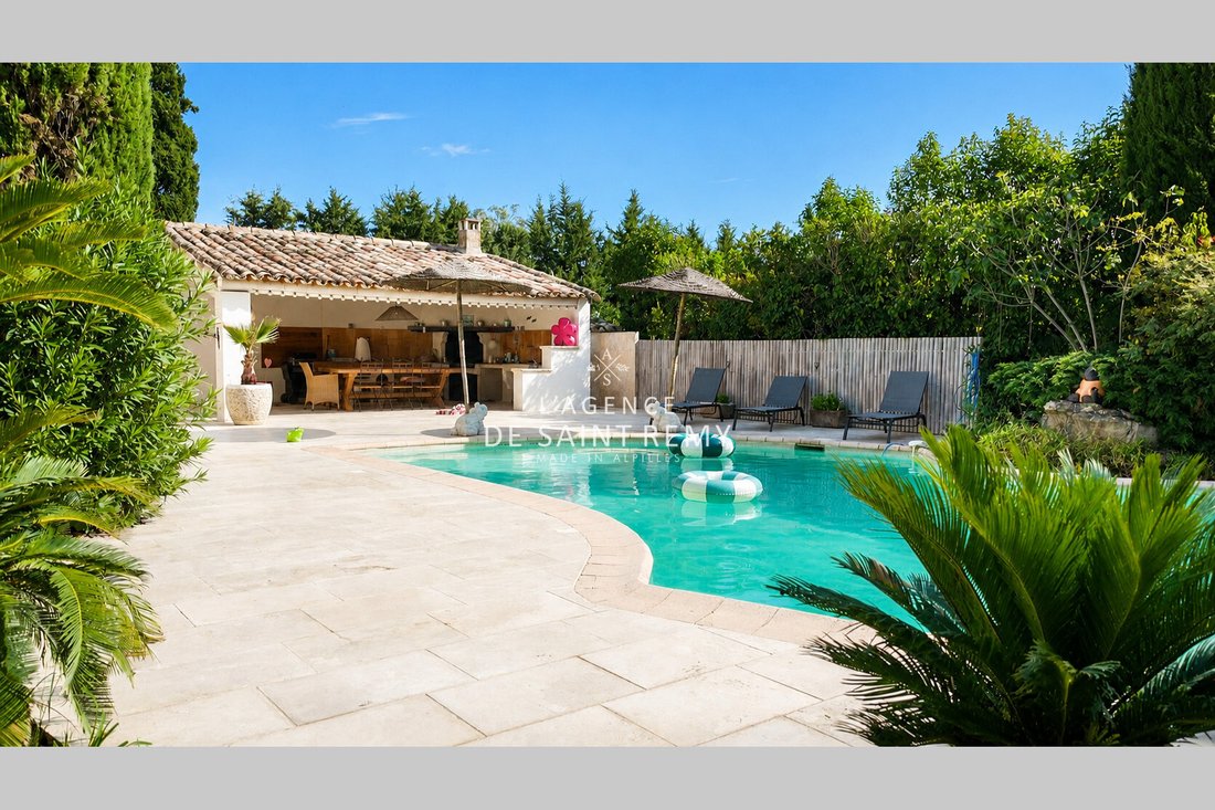 Villa a Graveson, Provenza-Alpi-Costa Azzurra, Francia 2 - 18863266