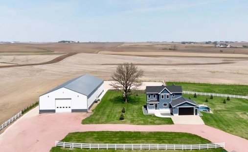House in Kingsley, Iowa, United States 1