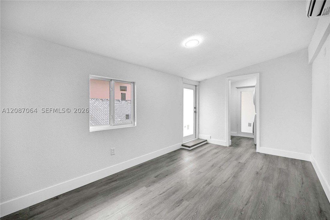 House in Hallandale Beach, Florida, United States 5 - 18866377