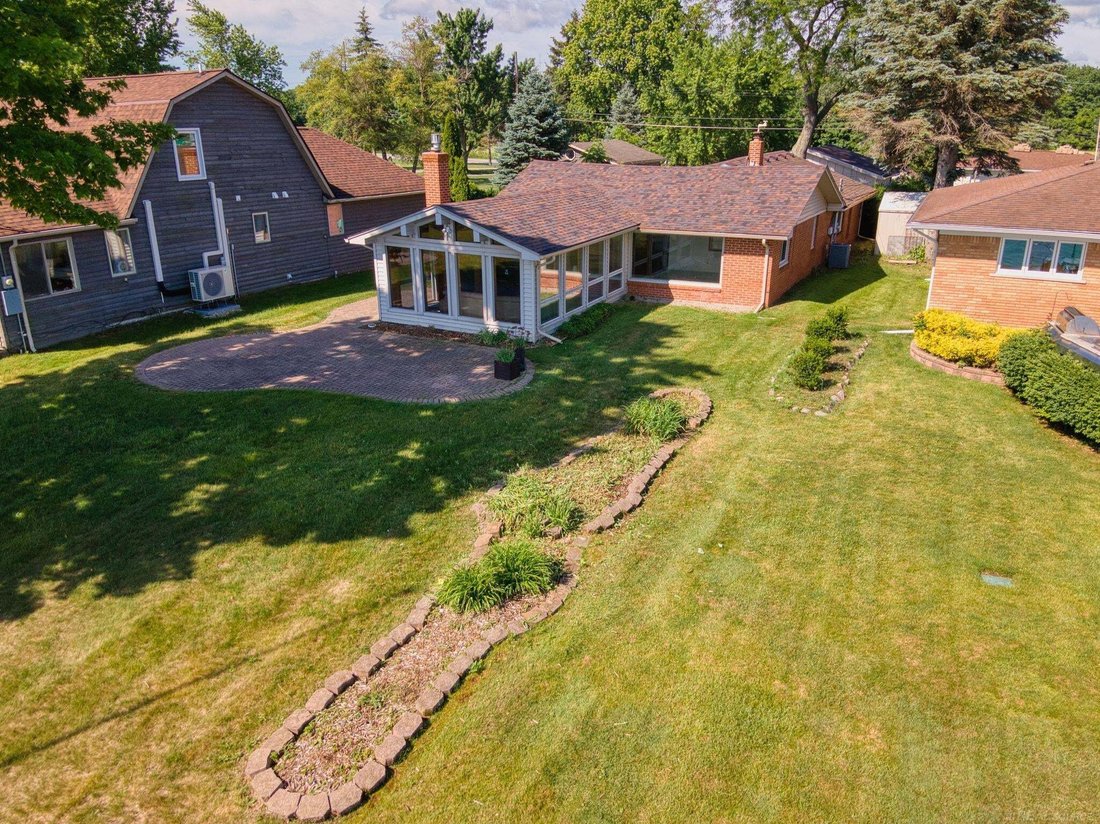 House in China Township, Michigan, United States 5 - 18865663