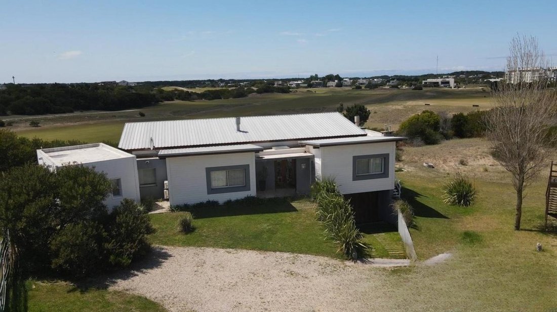 Casa en Pinamar, Provincia de Buenos Aires, Argentina 2 - 18864629