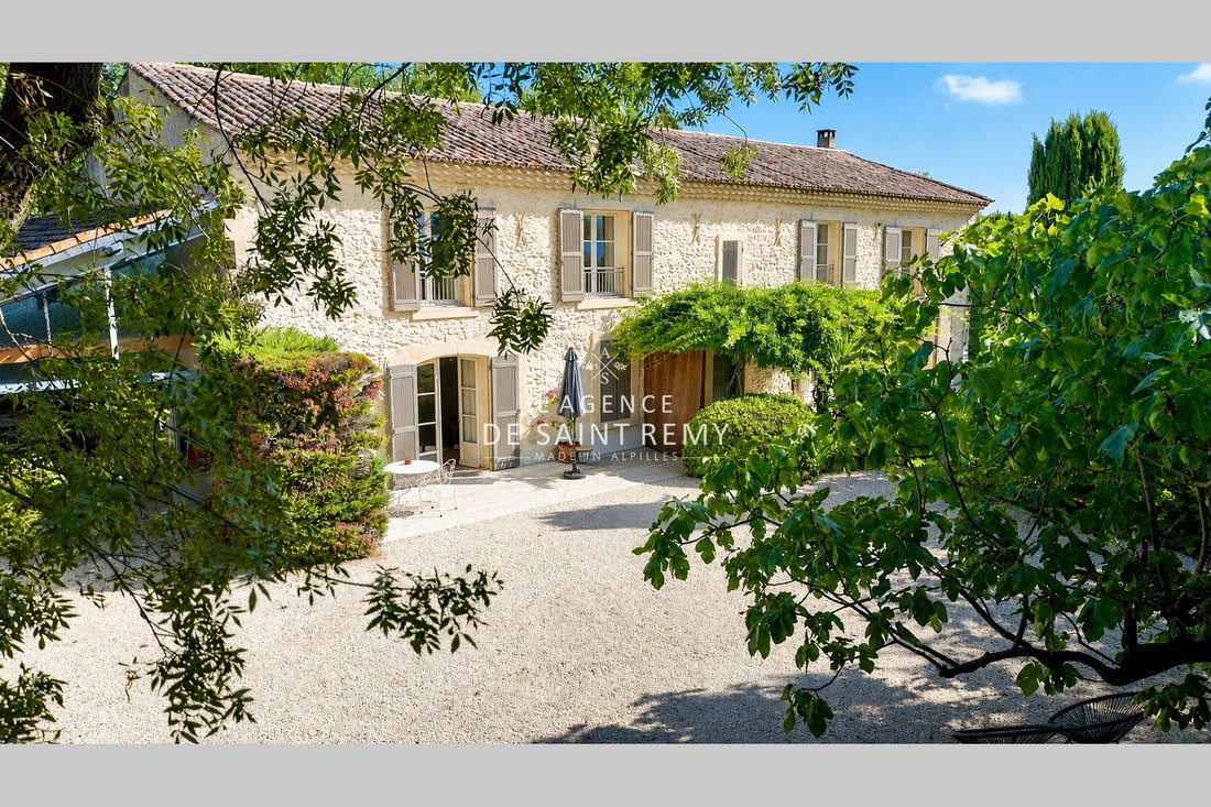 Villa a Graveson, Provenza-Alpi-Costa Azzurra, Francia 1 - 18863266
