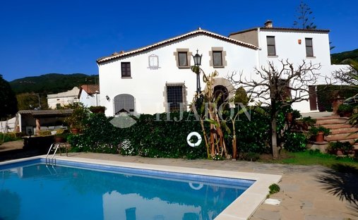 Casa de Campo en Cabrera de Mar, Cataluña, España 1