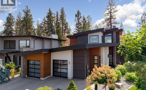 House in Kelowna, British Columbia, Canada 1