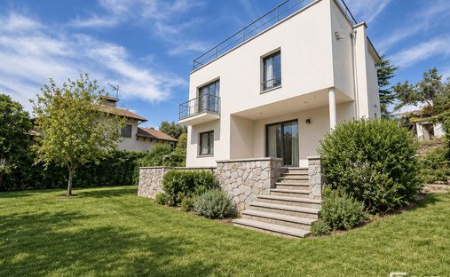 House in Sant Cugat del Valles, Catalonia, Spain 1