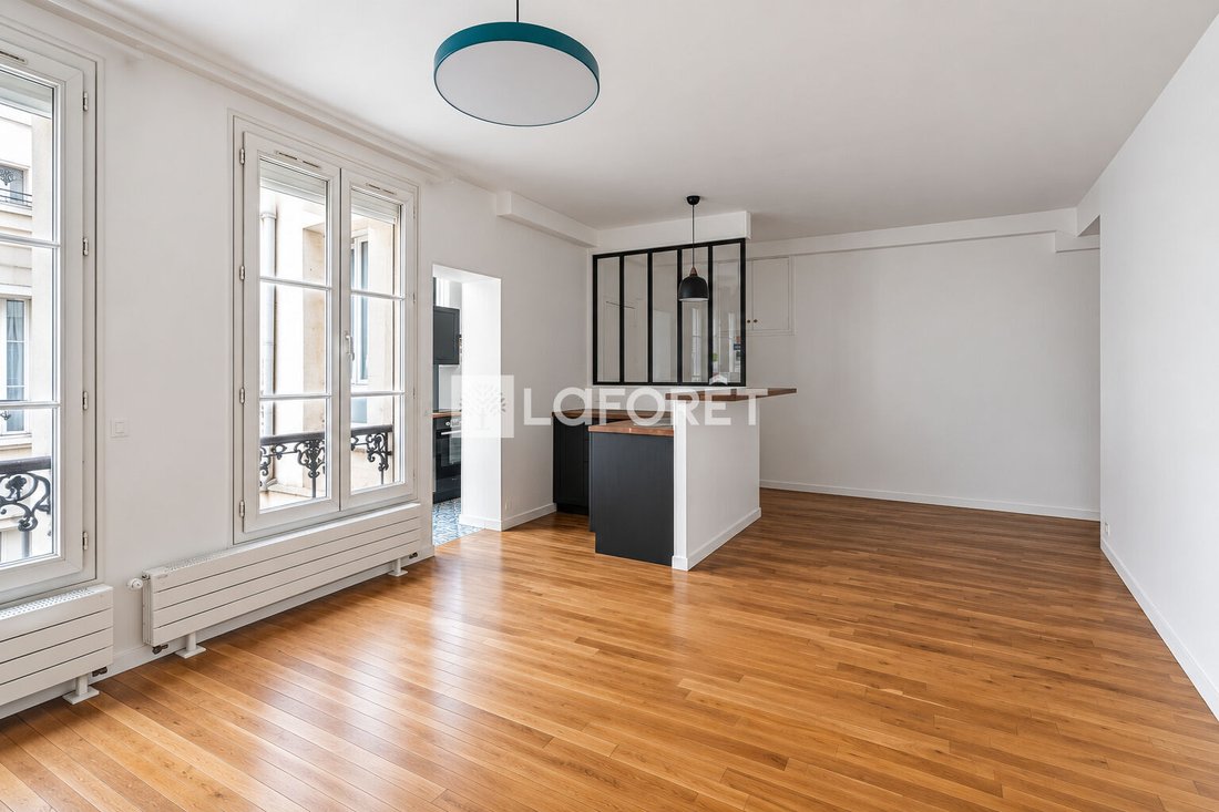 Apartment in La Fourche-Guy Môquet, Paris 17e Arrondissement, Paris 2 - 18864381