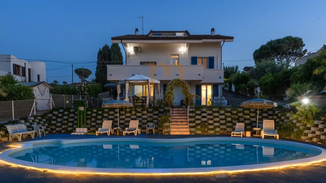 Villa à San Costanzo, Marches, Italie 1 - 18863505