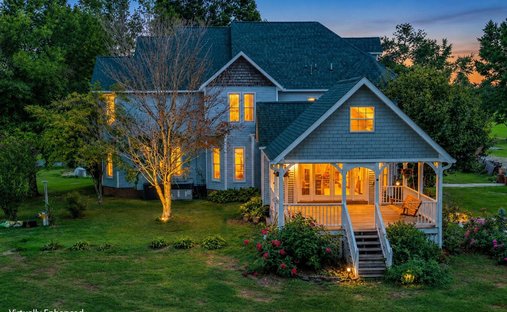 House in Lafayette, Tennessee, United States 1