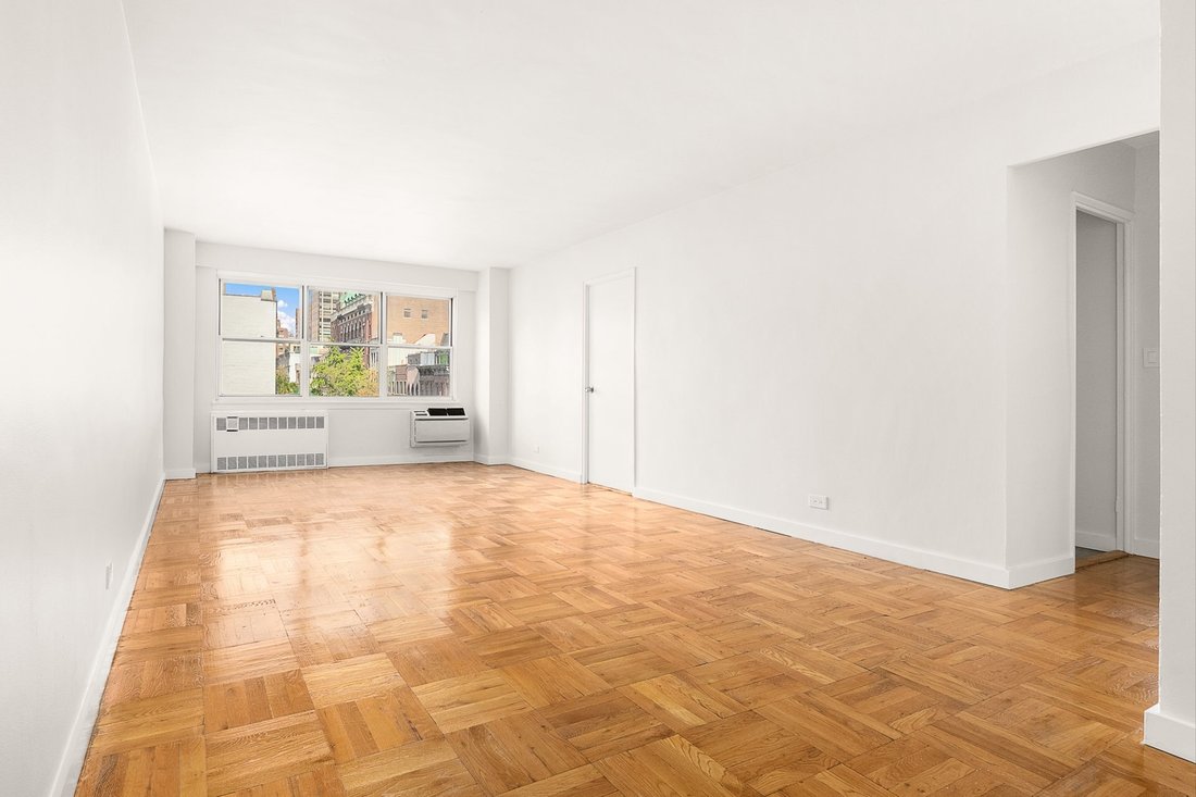 Co Op in New York, New York, United States 2 - 18867002