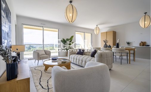 Apartment in Centre et Nord Ouest, Saint-Didier-au-Mont-d'Or, France 1