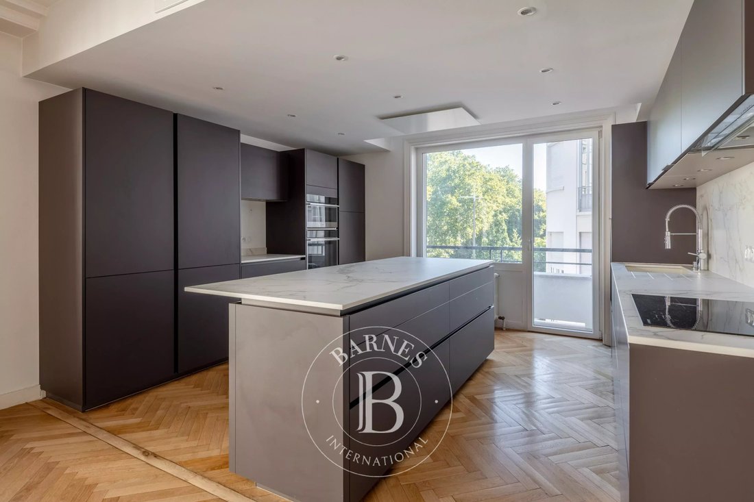 Apartment in Les Brotteaux-Bellecombe-Masséna, Lyon 6e Arrondissement, Lyon 4 - 18863866