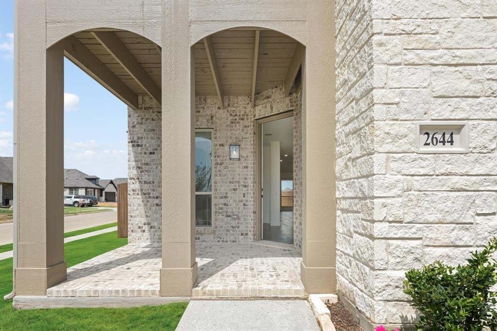 House in Burleson, Texas, United States 3 - 17738618