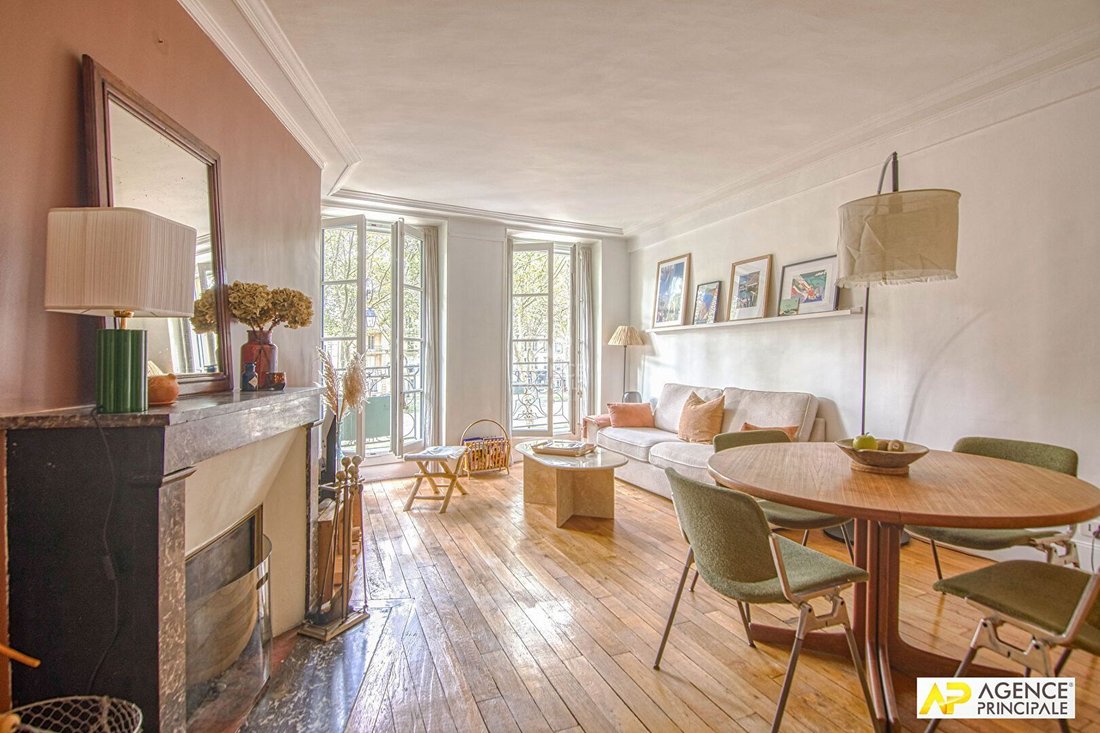 Apartment in Domaine National du Château, Versailles, France 2 - 18863854
