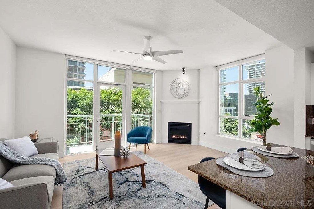 Condo in San Diego, California, United States 3 - 18866620