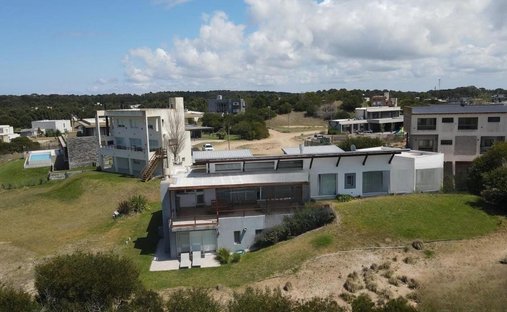 Maison à Pinamar, Province de Buenos Aires, Argentine 1