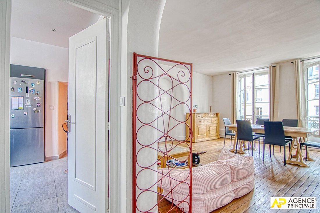 Apartment in Domaine National du Château, Versailles, France 3 - 18863968