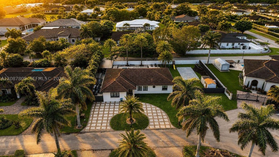 Maison à Miami, Floride, États-Unis 1 - 18866446