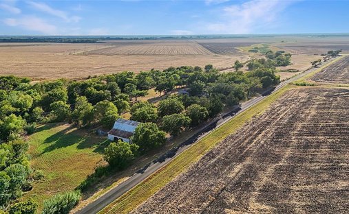 Farm Ranch in Ennis, Texas, United States 1