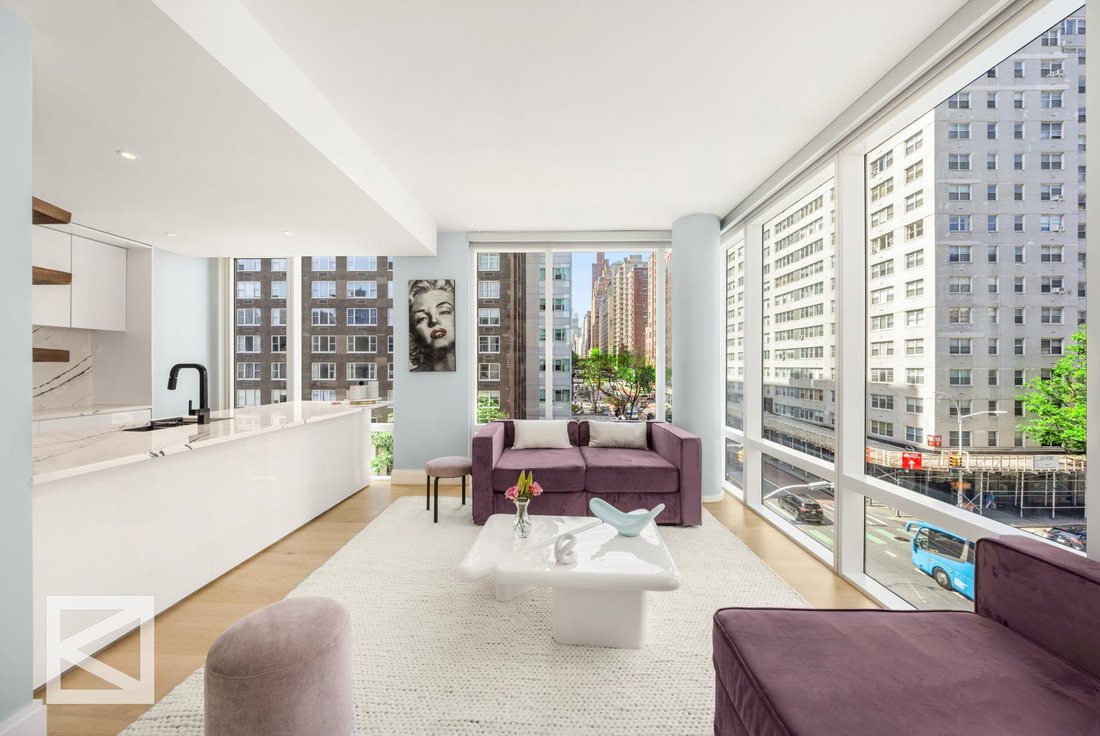 Condo in New York, New York, United States 2 - 18866927